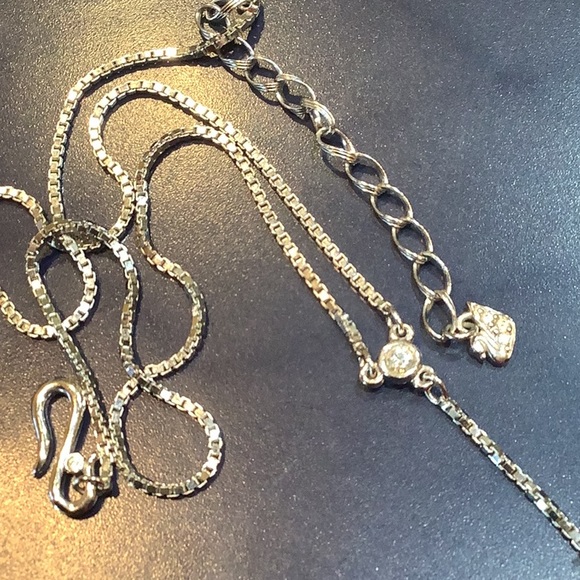 Swarovski Crystal Y necklace - Picture 3 of 9